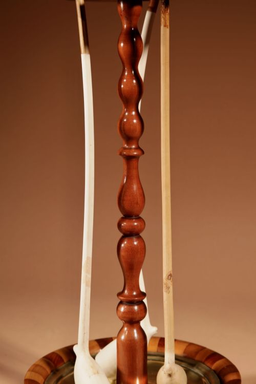 TREEN TOBACCO INTEREST A SET OF A MAHOGANY COOPERED PIPE STAND AND ITS COOPERED MAHOGANY TOBACCO BOX - ADDITIONAL PHOTO 11