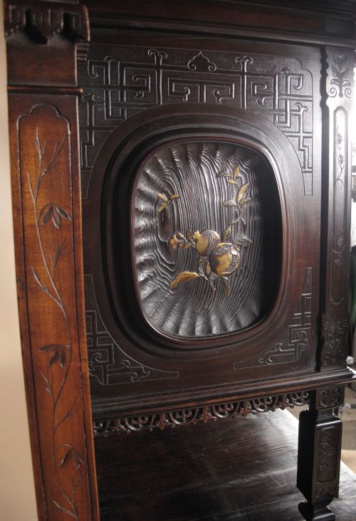 GABRIEL VIARDOT ATTRIBUTED AESTHETIC MOVEMENT JAPONISM WALNUT CUPBOARD - ADDITIONAL PHOTO 7