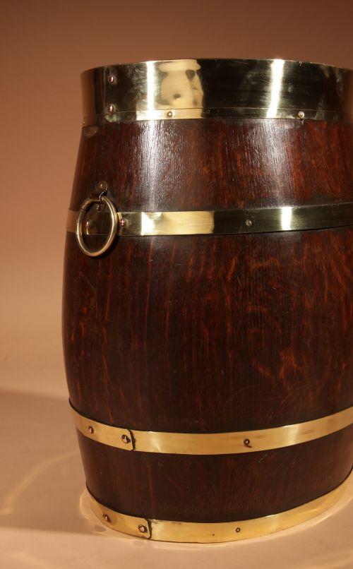A COOPERED ORIGINAL OVAL OAK UMBRELLA STICK STAND - ADDITIONAL PHOTO 1