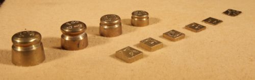 INTERESTING AND RARE DUTCH BRASS BUSHEL BALANCE COMPLETE SET 1846 - ADDITIONAL PHOTO 2