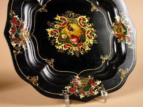 A COMPLETE SET OF TWO LACQUERED BOXES WITH TRAYS TOLEWARE ENGLAND - ADDITIONAL PHOTO 6