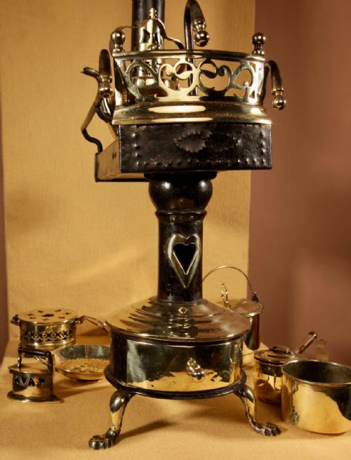 UNUSUAL MODEL OF A FLAT TUB STOVE CONTINENTAL CIRCA 18801900 - ADDITIONAL PHOTO 4