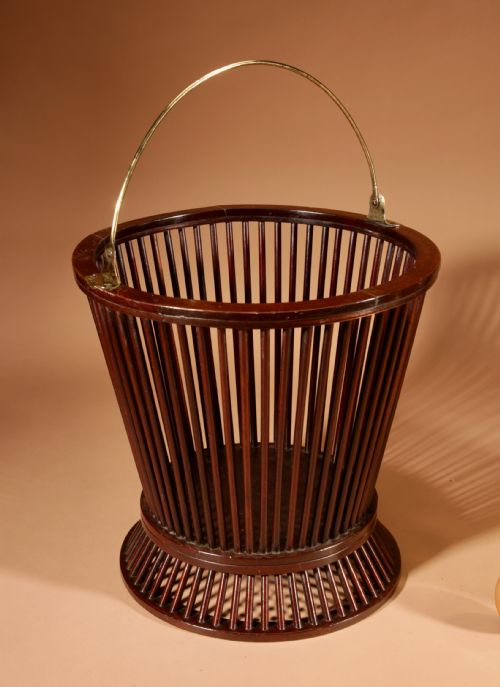 MAHOGANY AND BRASS SPINDLE PEAT BUCKET 19TH CENTURY - ADDITIONAL PHOTO 8