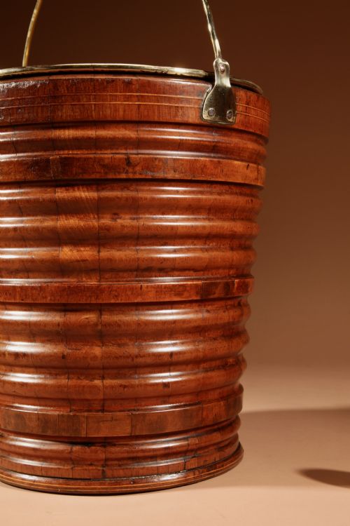 A VERY DECORATIVE ORIGINAL WALNUT COOPERED PEAT TEA BUCKET JARDINIRE TEA STOVE - ADDITIONAL PHOTO 1