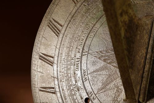 UNUSUAL LARGE SCOTTISH BRONZE SUNDIAL CIRCA 1800 - ADDITIONAL PHOTO 6