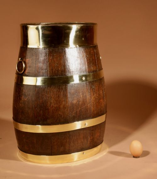 A COOPERED ORIGINAL OVAL OAK UMBRELLA STICK STAND - ADDITIONAL PHOTO 1