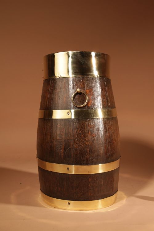 A COOPERED ORIGINAL OVAL OAK UMBRELLA STICK STAND - ADDITIONAL PHOTO 3