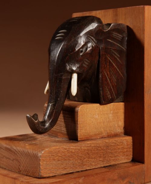 IMPRESSIVE BLACK FOREST AMUSING PAIR OF ELEPHANT CARVED WOODEN BOOKENDS CIRCA 190020 - ADDITIONAL PHOTO 8