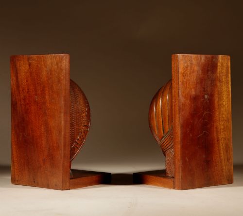 ART DECO PAIR OF HARDWOOD SCULPTUREBOOKENDS SIGNED V RAMIREZ BOLIVIA CIRCA 192040 - ADDITIONAL PHOTO 7