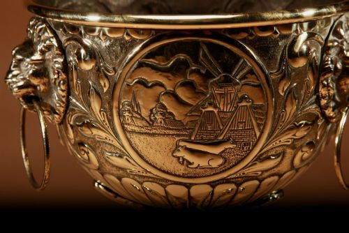 DINANDERIE EMBOSSED AND CAST BRASS JARDINIERE - ADDITIONAL PHOTO 6