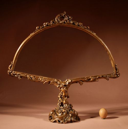 IMPRESSIVE AND BEAUTIFUL FRENCH ROCOCO STYLE FANDISPLAY STAND