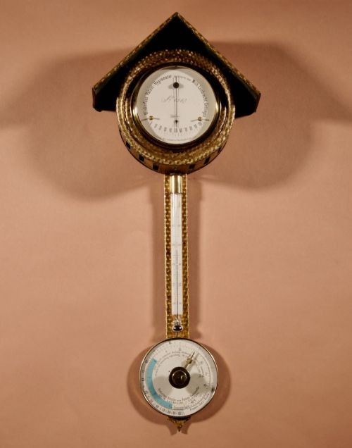 A RARE AND INTERESTING WEATHER STATION KLINKERFUES PATENT HAIR HYGROMETER MADE BY WILH LAMBRECHT GTTINGEN GERMANY CIRCA 1890