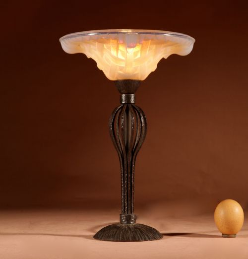 FRENCH ART DECO LACROIX LALIQUE VERY INTERESTING OPALESCENT GLASS AND WROUGHT IRON TABLE LAMP CIRCA 1930