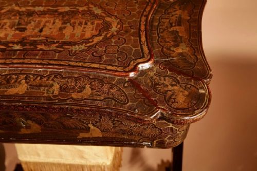 A ORIGINALLY LACQUERED SEWINGWORK TABLE STILL WITH THE ORIGINAL GOLD PAINT WORK CHINESE 19TH CENTURY - ADDITIONAL PHOTO 5