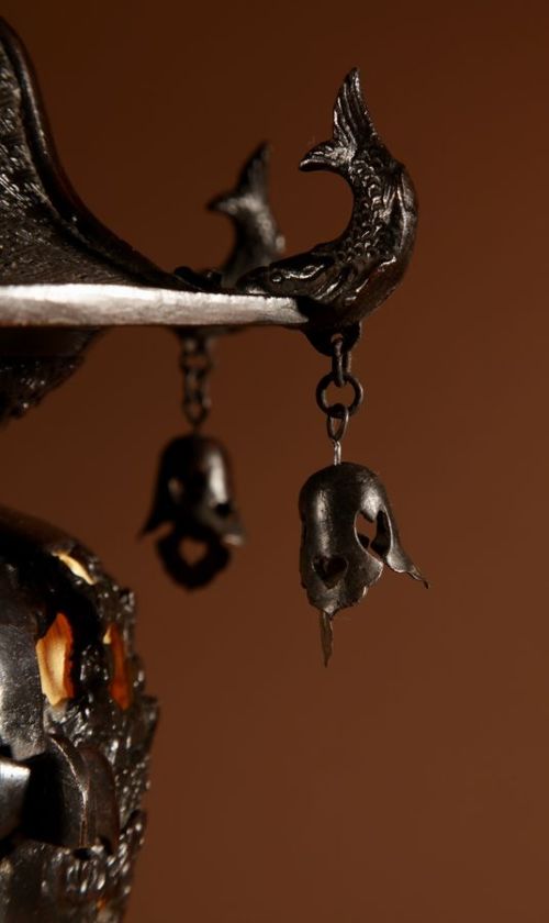 A RARE LARGE AND VERY DECORATIVE JAPANESE BRONZE LANTERN TABLE LAMP - ADDITIONAL PHOTO 5