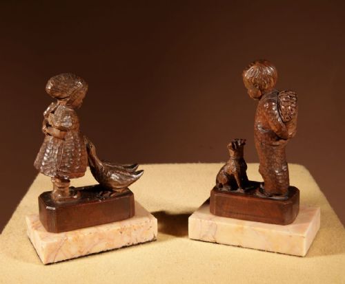 BLACK FOREST ORIGINAL PAIR OF FINE CARVED SCULPTURES OF A BOY AND GIRL - ADDITIONAL PHOTO 11