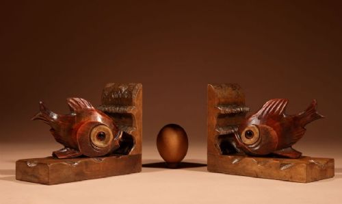 Black Forest Pair of Amusing Carved Goldfish Bookends Circa 1900-20
