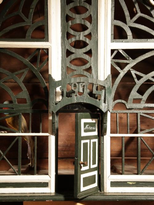 A Very Decorative Fretwork Table/Wall Hanging Birdcage Dated 1914. View VIII