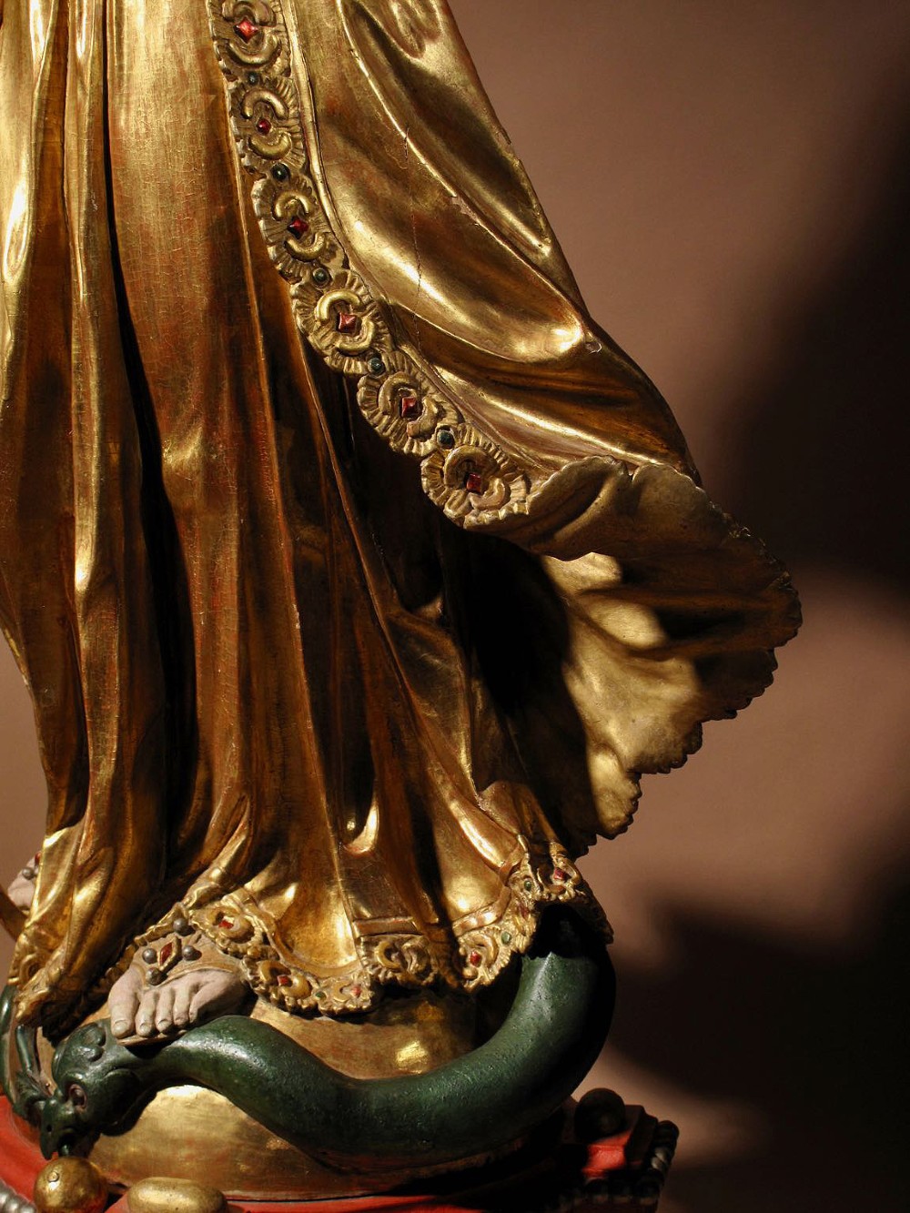 A finely carved and original gilded Sculpture of Madonna and child, circa 1760 View IX