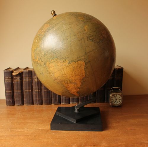 fig 1. 12 Inch Philips Terrestrial World Desk Globe.