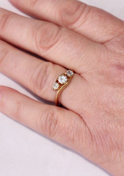 fig 2. 18ct Gold Old Cut 0.65ct Natural Diamond Three 3 Stone Crossover Ring. 1912. UK Size P