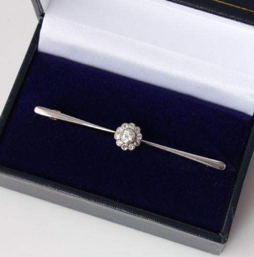 fig 2. 15ct Gold & Palladium Diamond Brooch