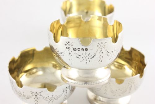 ANTIQUE SILVER SALT CELLARS FOUR VICTORIAN SALT DISHES THOMAS SMILY - ADDITIONAL PHOTO 8