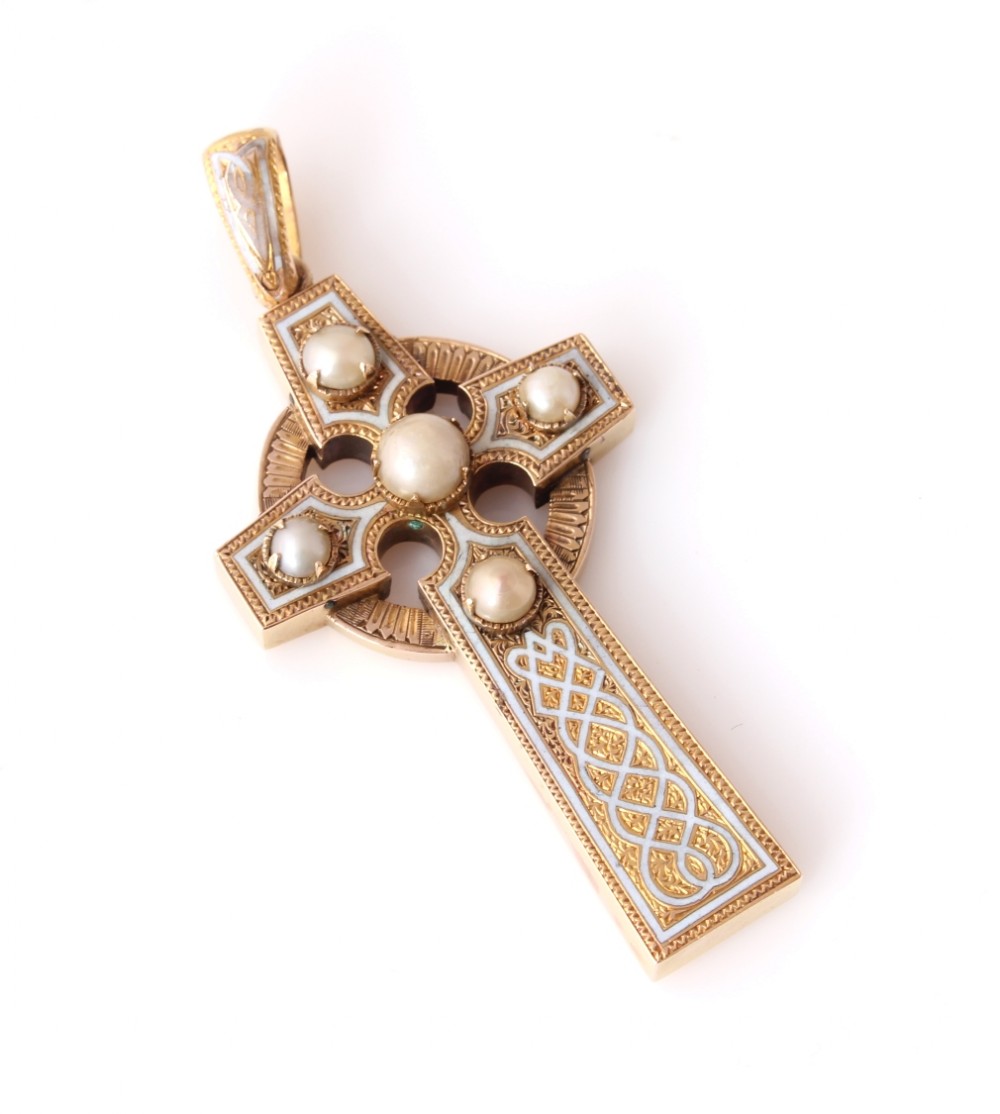Gold Enamel & Pearl Celtic Cross Pendant. 