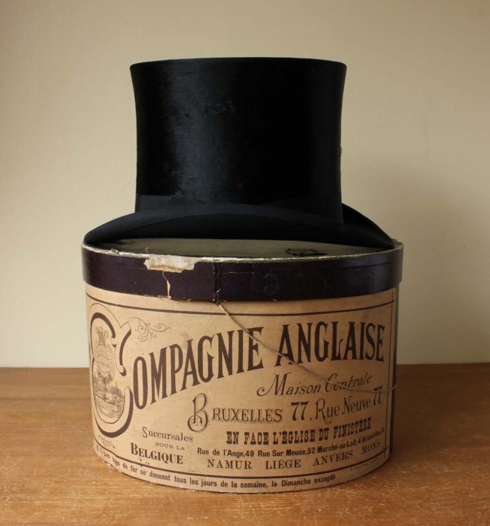 Compagnie Anglaise Black Top Hat & Box