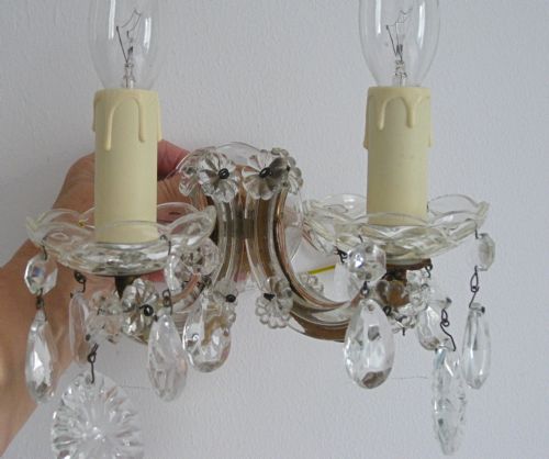 fig 1. A PAIR OF GLASS WALL LIGHTS WITH CRYSTAL DROPS