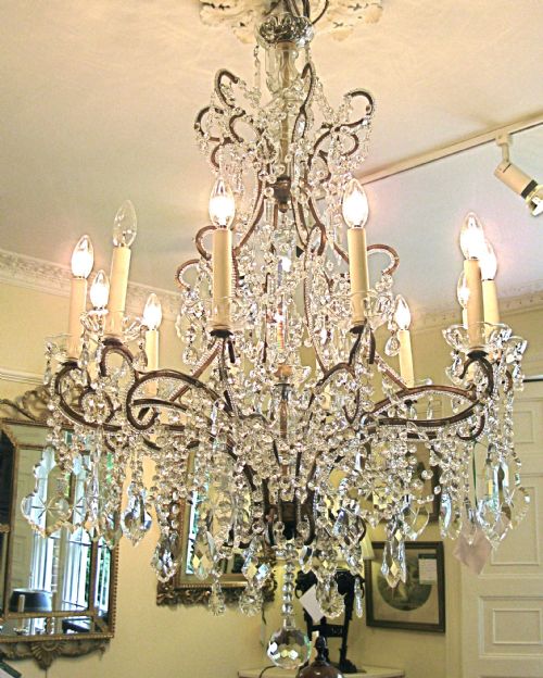 A Large Early 20th Century Chandelier
