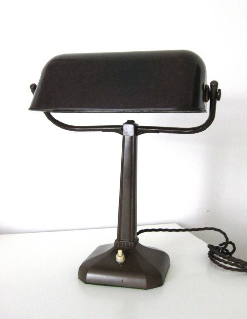 fig 1. A WAR TIME PAINTED STEEL DESK LAMP