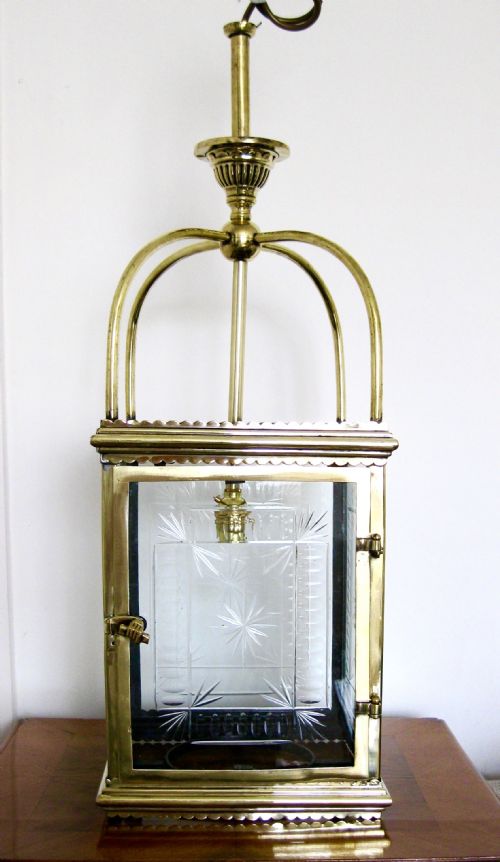 fig 2. VICTORIAN BRASS HALL LANTERN