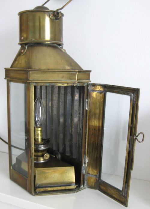 fig 1. EDWARDIAN BRASS WALL LANTERN