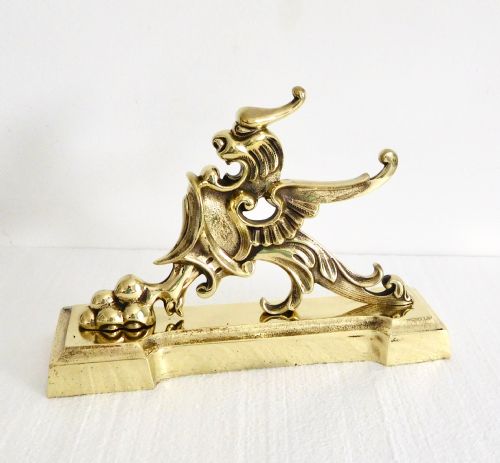fig 1. VICTORIAN GRIFFIN DOOR STOP