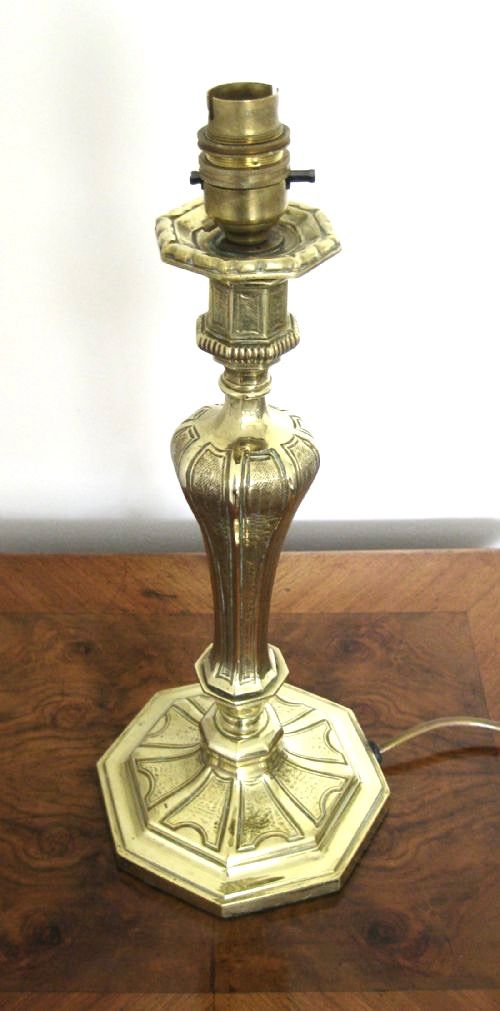 fig 1. A VICTORIAN LAMP