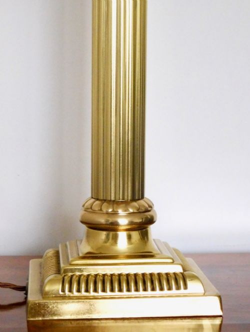 fig 1. VICTORIAN CORINTHIAN COLUMN TABLE LAMP