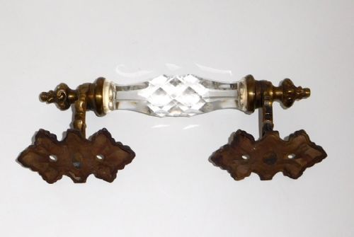 fig 2. PAIR OF VICTORIAN BRASS AND GLASS DOOR HANDLES