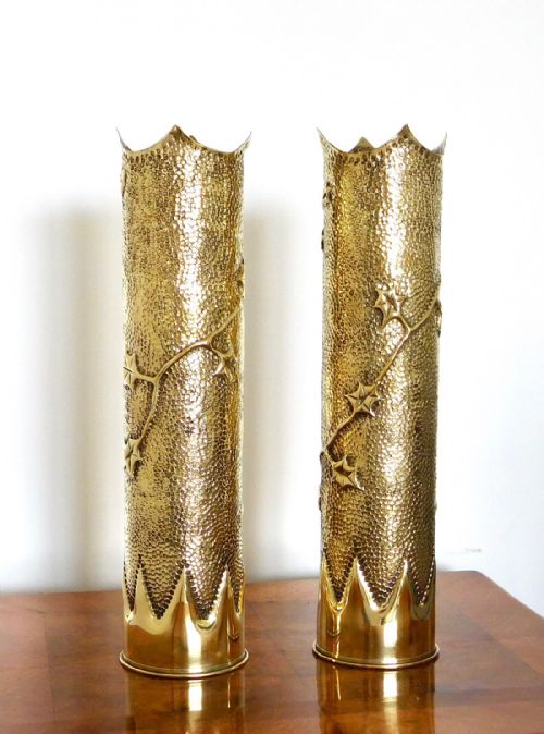 fig 1. PAIR TALL WW1 SHELL CASES WITH 1914-1918 DATES