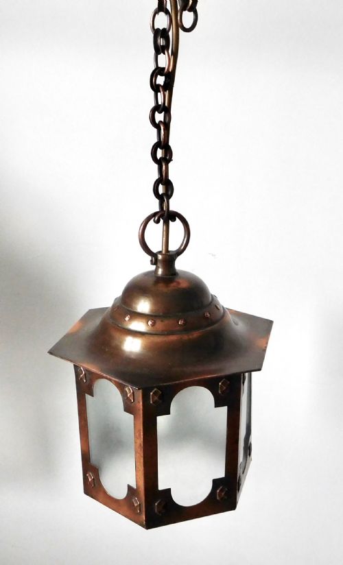 fig 1. ARTS AND CRAFTS LANTERN