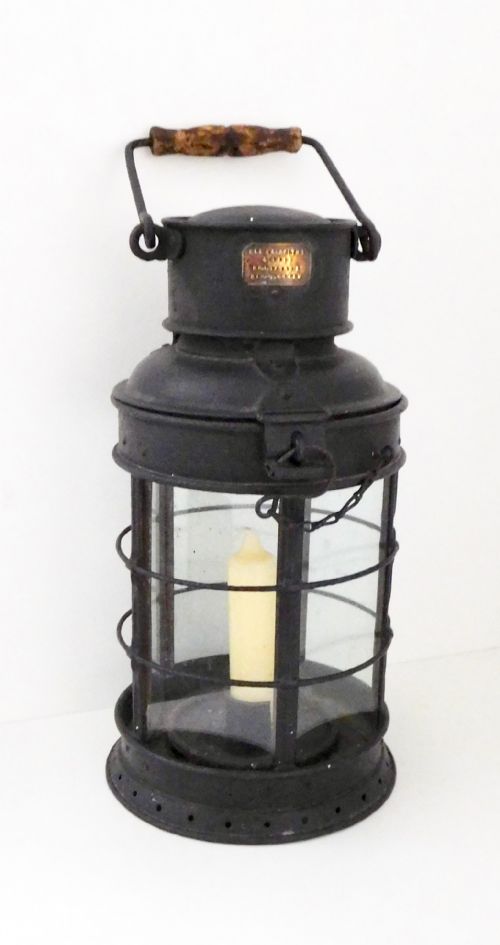 fig 1. VICTORIAN RAILWAY LAMP BY ELI GRIFFITHS