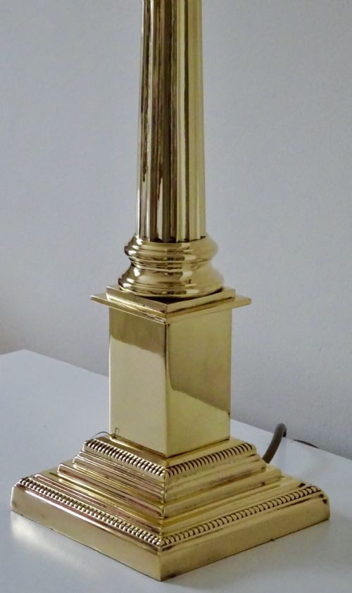 fig 1. A TALL BRASS CORINTHIAN COLUMN LAMP