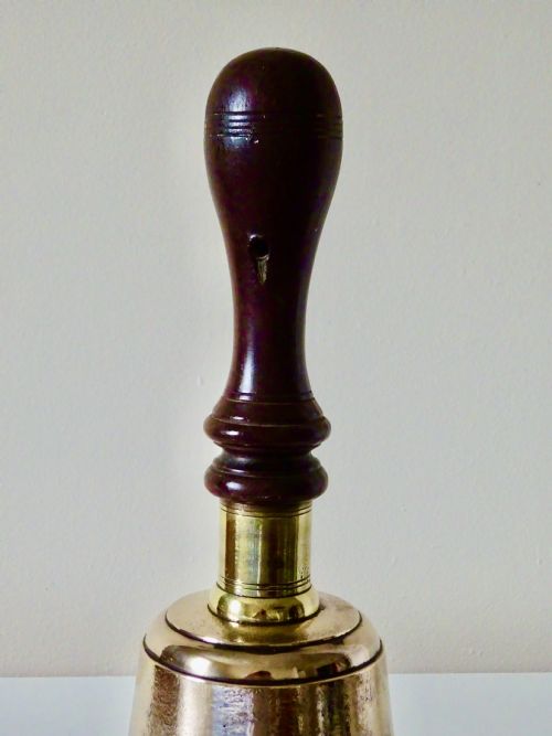fig 1. A LARGE RAILWAY HANDBELL WITH FCCA ON THE FRONT