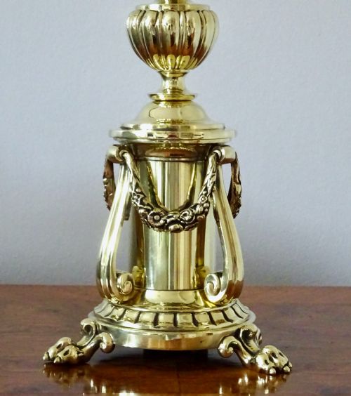 fig 1. EDWARDIAN BRASS LAMP WITH SWAGS AND LION'S CLAW FEET