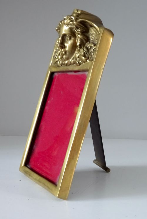 fig 1. BRONZE PHOTO FRAME WITH MEDUSA