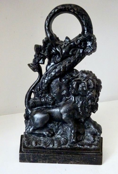 Cast Iron Lion Doorstop