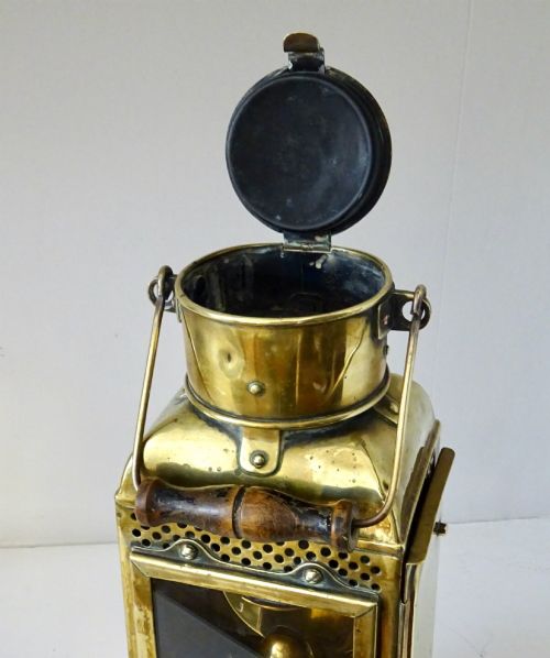 DATED 1915 ELI GRIFFITHS SONS BIRMINGHAM OIL LAMP - ADDITIONAL PHOTO 5