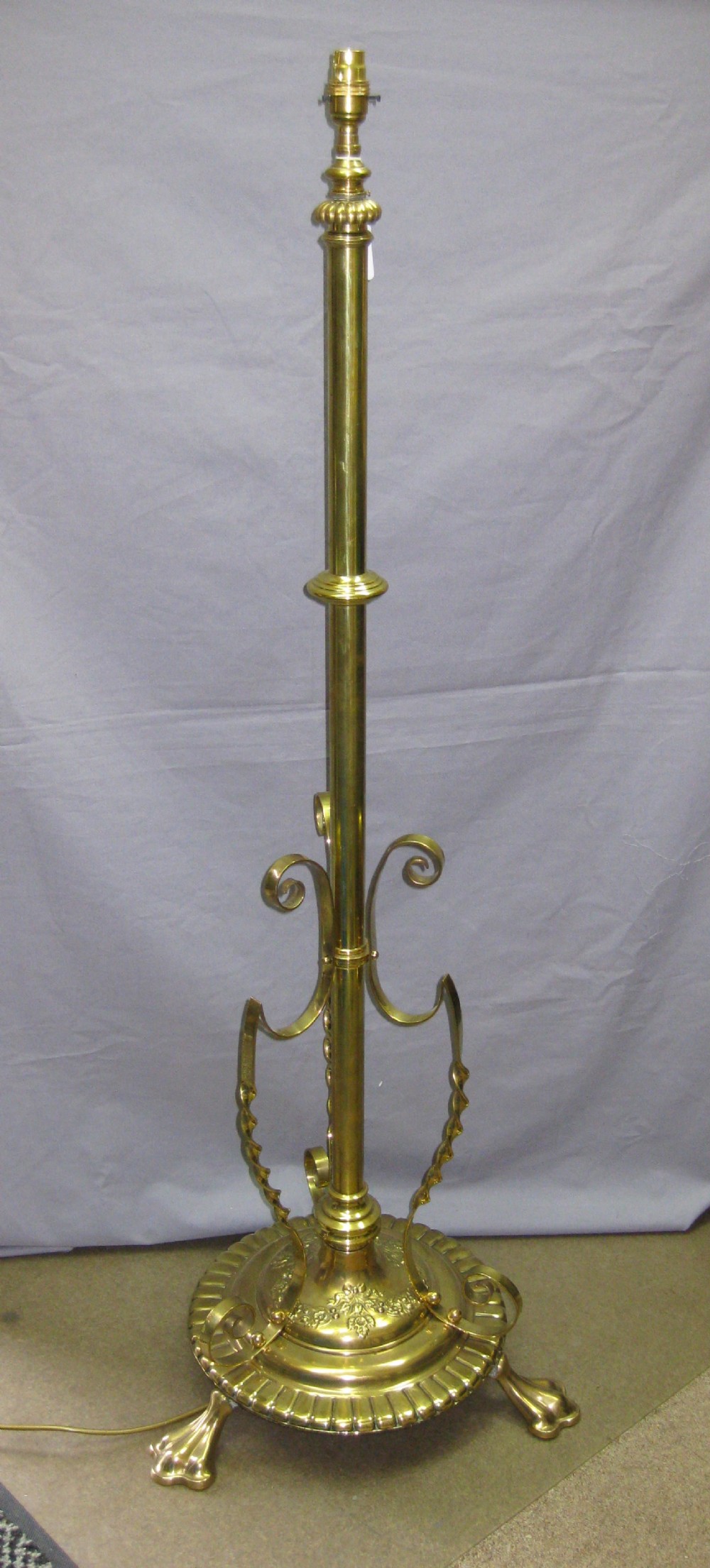 VICTORIAN BRASS STANDARD LAMP