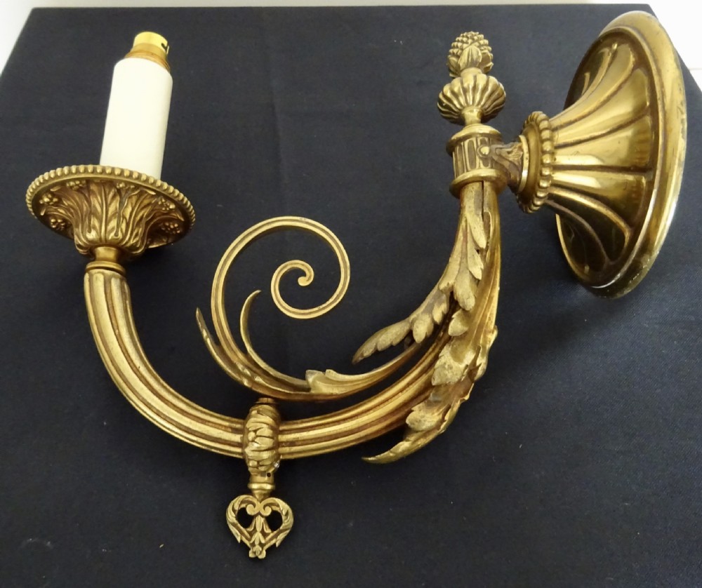A HEAVY VICTORIAN GAS WALL LIGHT View VI