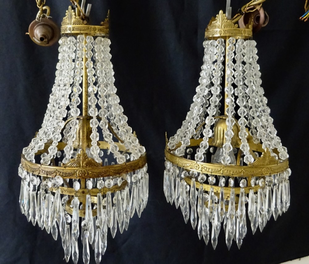  A PAIR (OR 2 X SINGLE) GLASS DROP CHANDELIERS  View III